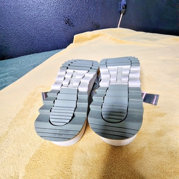 Merrell Alpine Cush Wrap Wedge Sandals in Lichen Size 11 - Picture 3 of 9